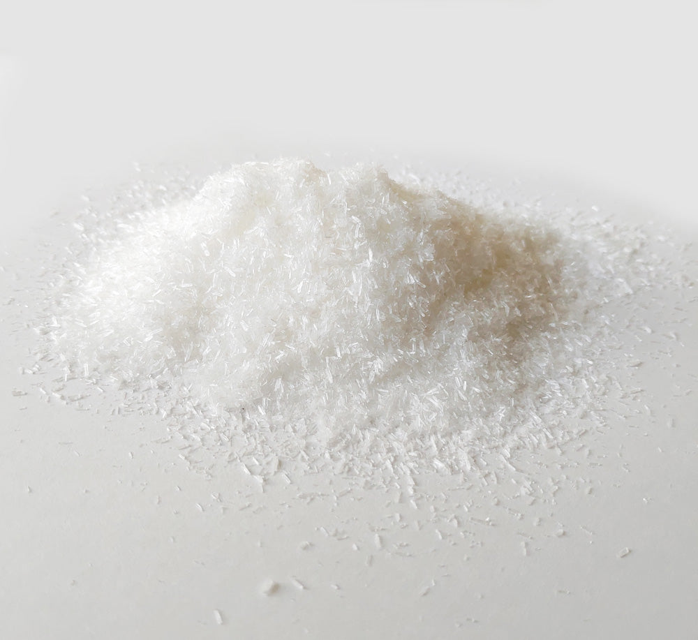Loose Chinese salt crystals without packaging Main image