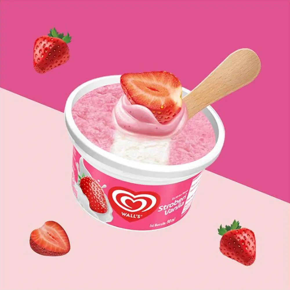 Wall's Moo strawberry and vanilla ice cream 55ml mini cup on white background Main image